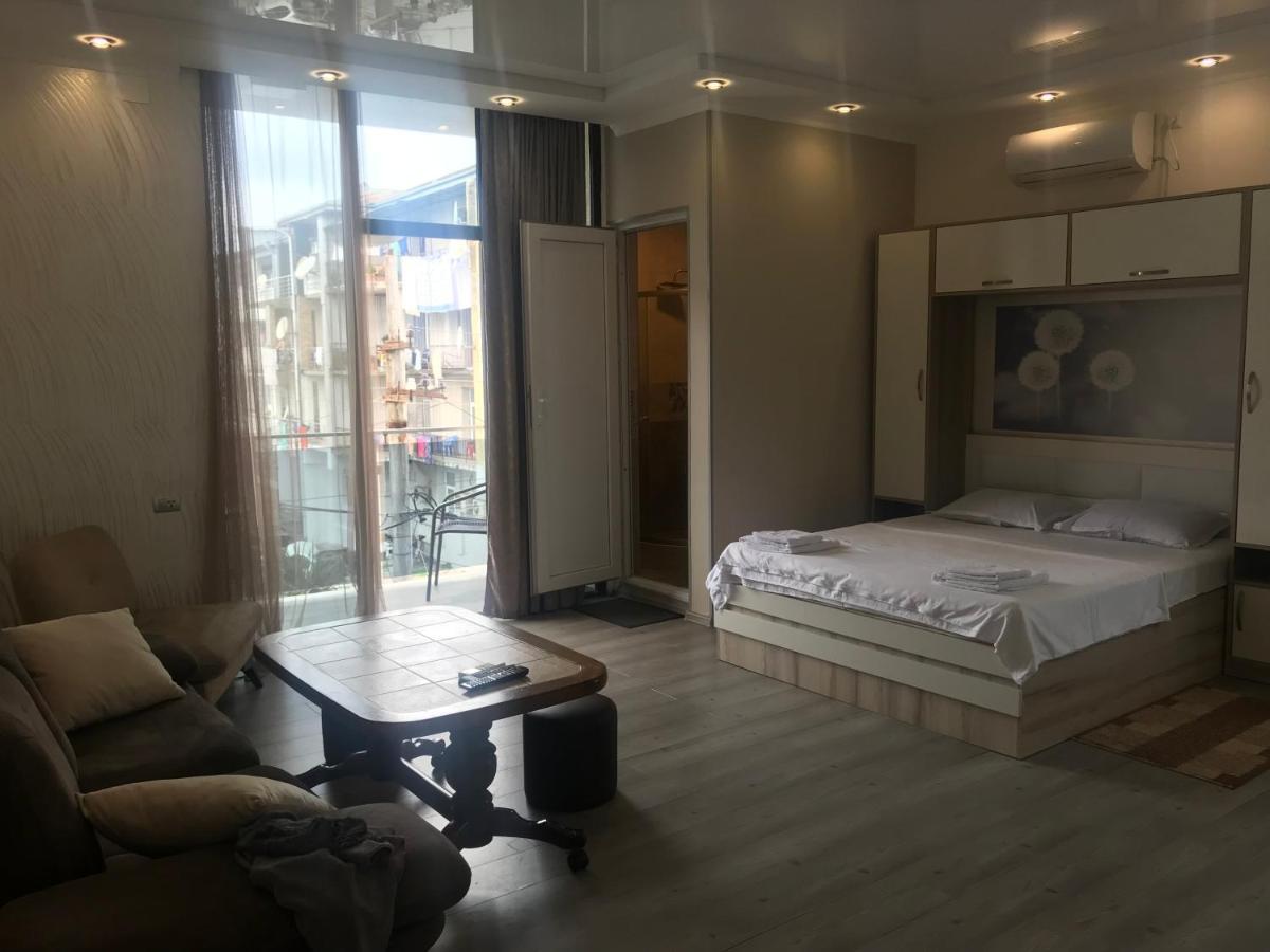 Hotel Chaika Kobuleti Exteriér fotografie